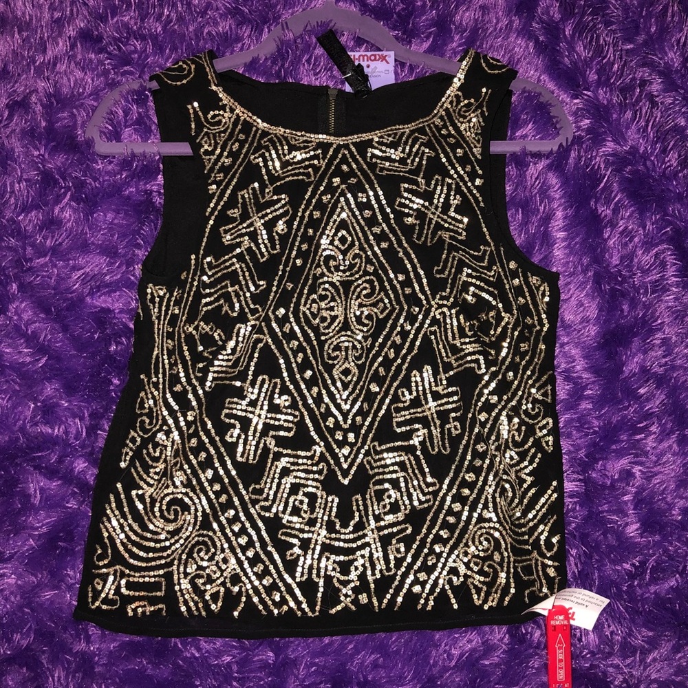 Beautiful silver detailed black dress shirt!!
